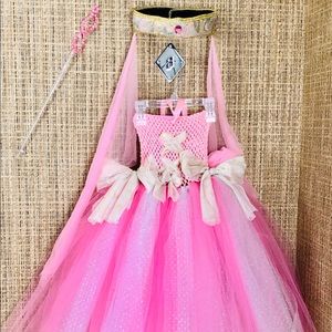 Queen mother costume- handmade